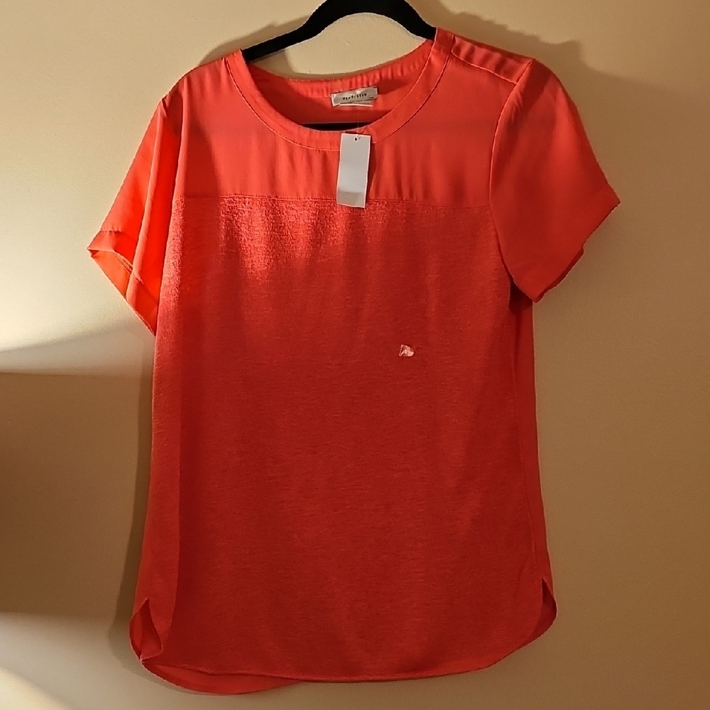 Women's Coral Top